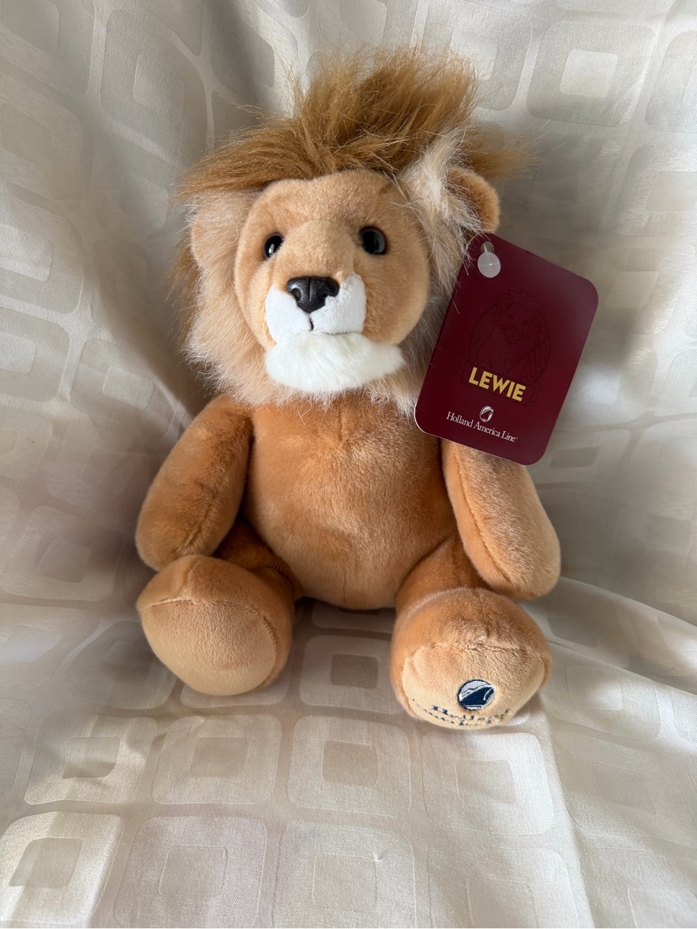 Holland America Lion Lewie NWT